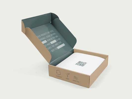 クラフト紙の郵便利用者の出荷箱 ISO9001 の習慣はギフト用の箱を印刷しました