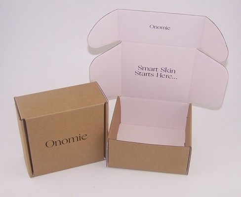 クラフト紙の郵便利用者の出荷箱 ISO9001 の習慣はギフト用の箱を印刷しました