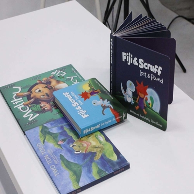 ハードカバーの子供の英語の物語の本を印刷するISO9001 Gigoの子供の本